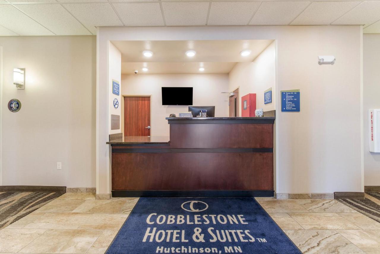Cobblestone Hotel & Suites - Hutchinson Eksteriør billede